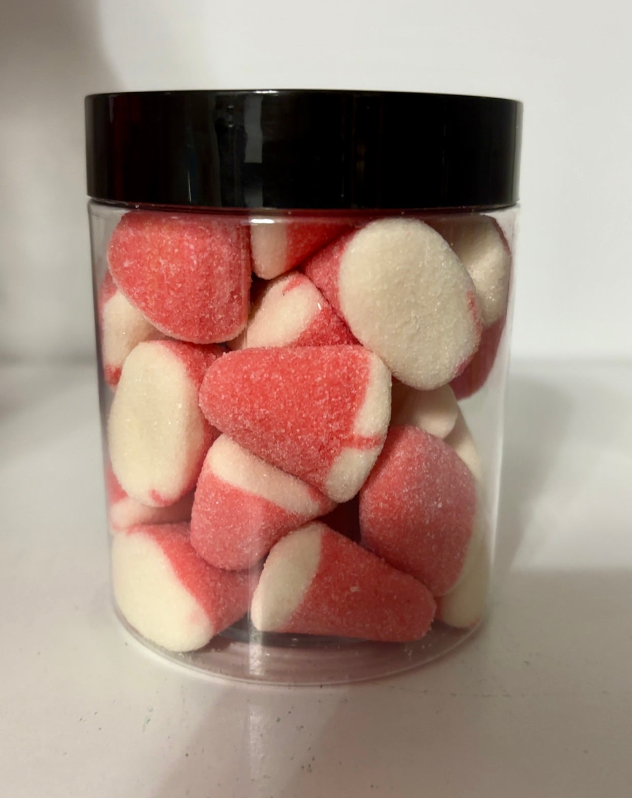 Strawberry Cake Drops 8oz