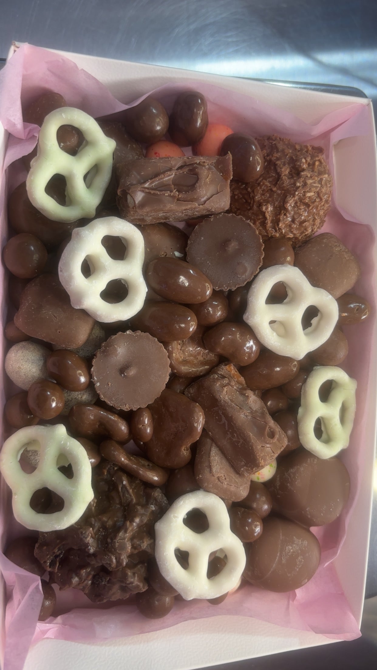 Chocolate Box 1.5lbs