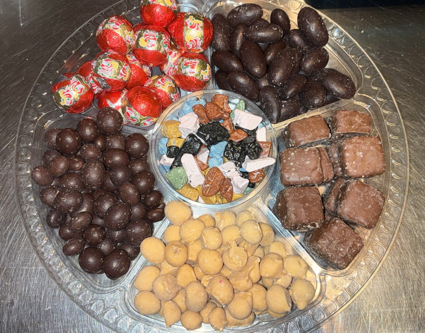 2 1/2 Pound Chocolate Tray (Assorted Chocolates)