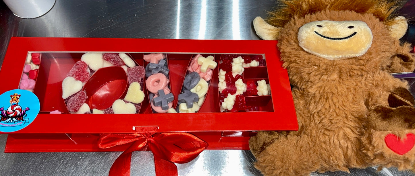 Valentines Love Gummy Box With Highlander Cow Gift Set