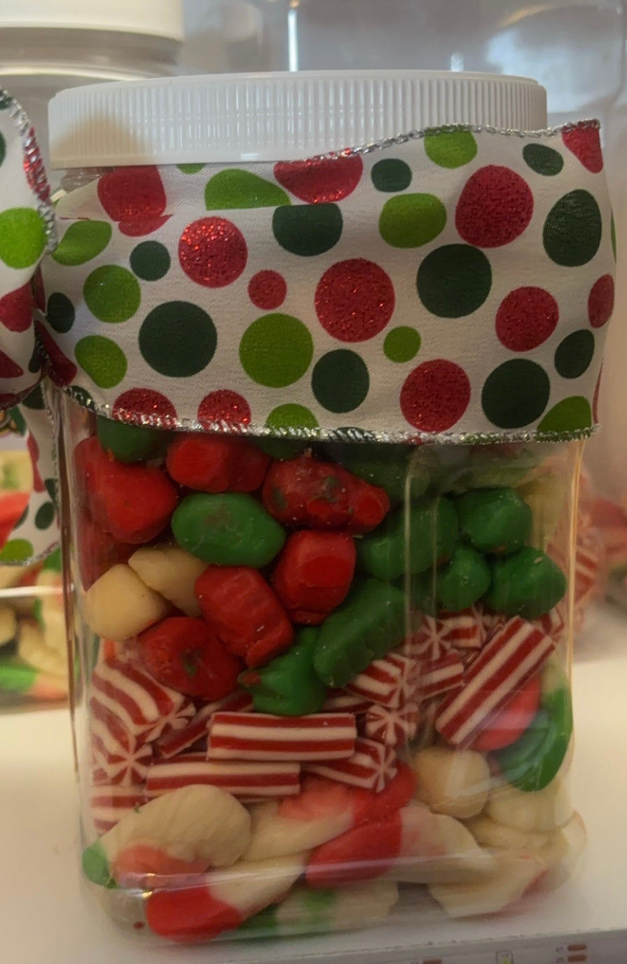 Feeling Grinchy Christmas Candy Jar With Cola Can